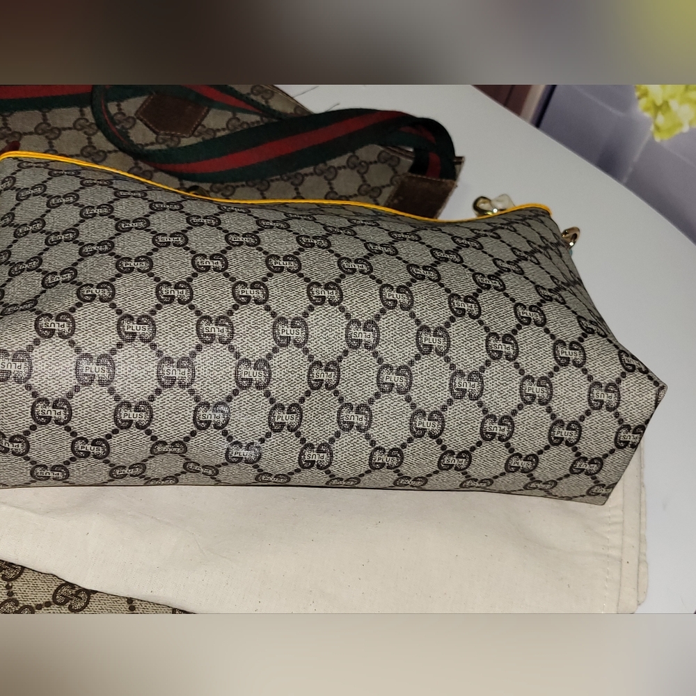 AUTHENTIC GUCCI Plus, Vintage, Clean, Excl. Cond. Custom Trim, Clutch/Bag - Picture 7 of 16